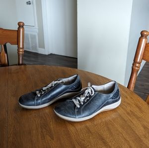 Aetrex - Dana Oxford Sneaker - Navy - Women's size 8.5